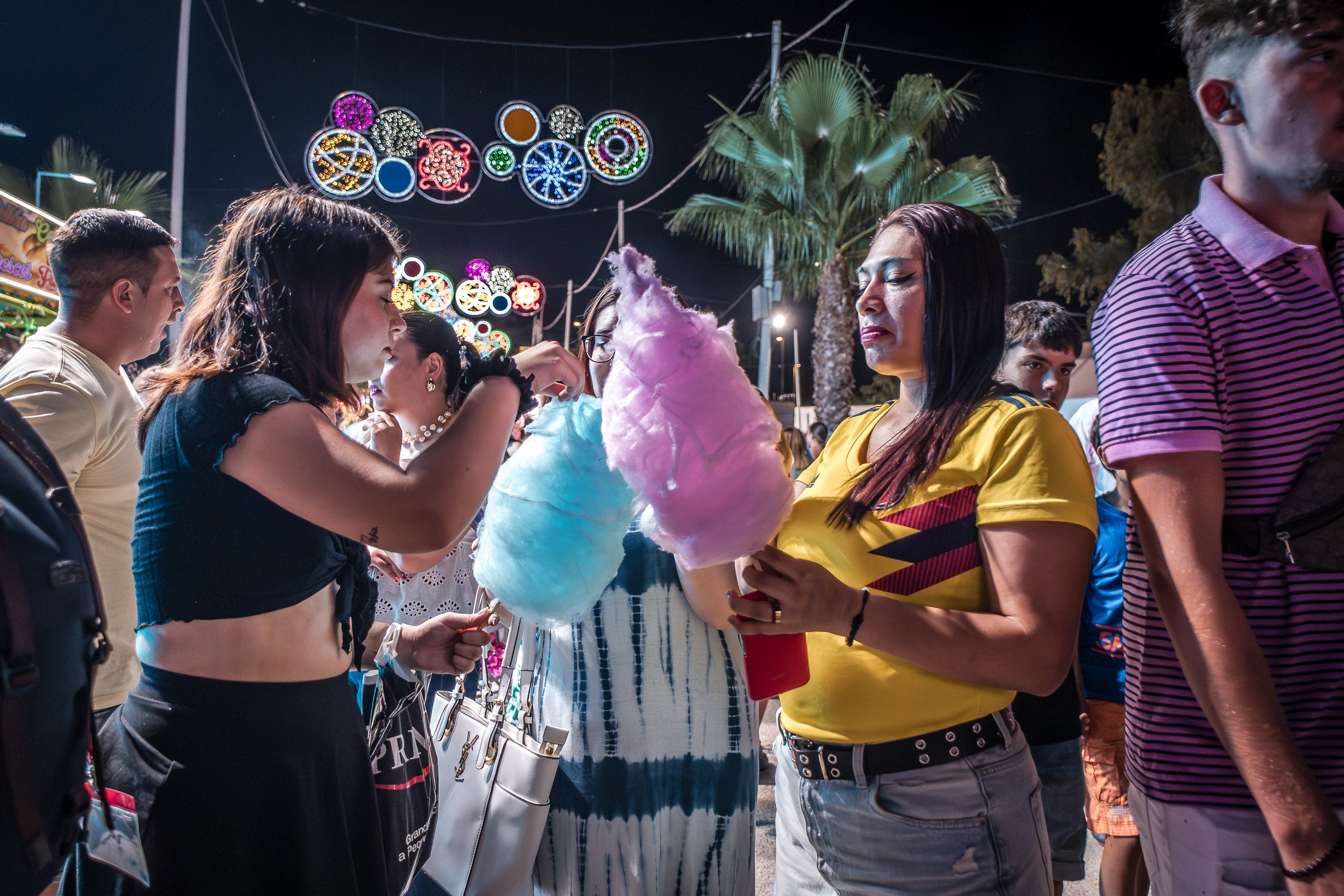 FOTOS | El alumbrado ilumina la Feria de Mérida