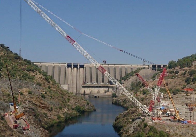 Obras del nuevo Puente de Alcántara