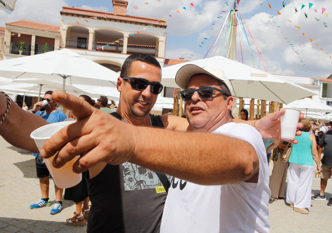 Fotos | Las mejores imágenes de la Fiesta de la Tenca en Navas del Madroño