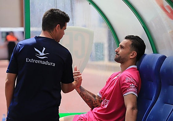 Gus y Javier Olmedo al término del partido de este domingo.