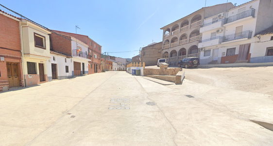 Calle de Villarta de los Montes.