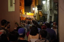 Las calles repletas en la Noche en Blanco de Badajoz | Fotos