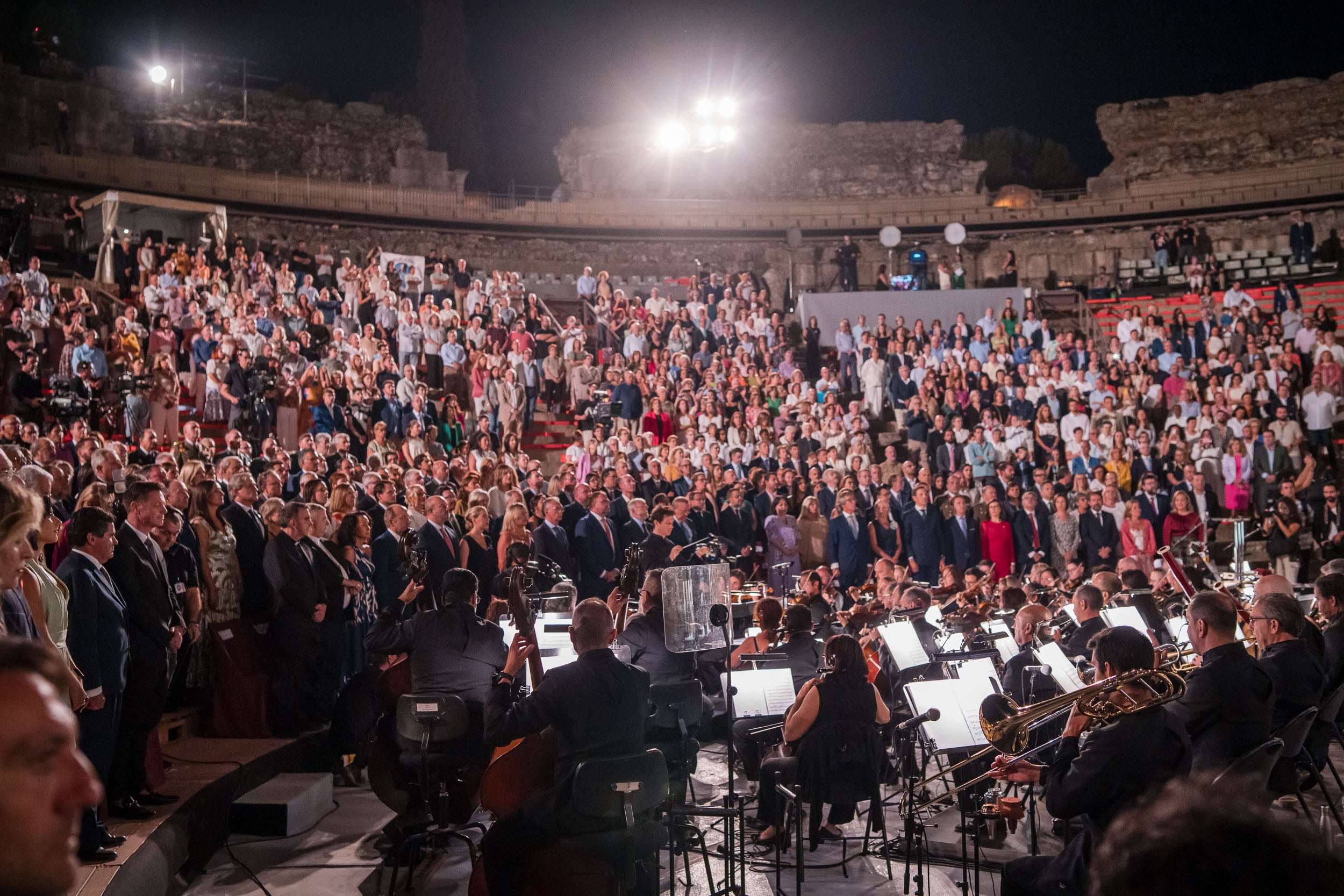 Fotos de ambiente en el acto de entrega de las Medallas de Extremadura
