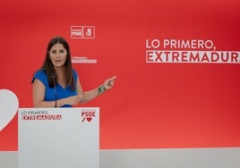 Isabel Gil Rosiña, en rueda de prensa esta mañana.