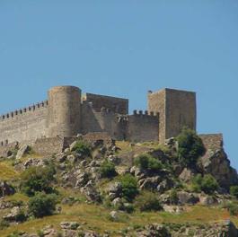 Castillo de Burguillos del Cerro