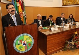 José Antonio Vega Vega, en un homenaje que recibió en la Universidad de Extremadura.