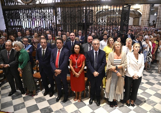 El 8 de septiembre en Guadalupe, a la izquierda conversando con Victoria Bazaga.