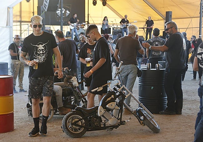 Participantes en la concentración.