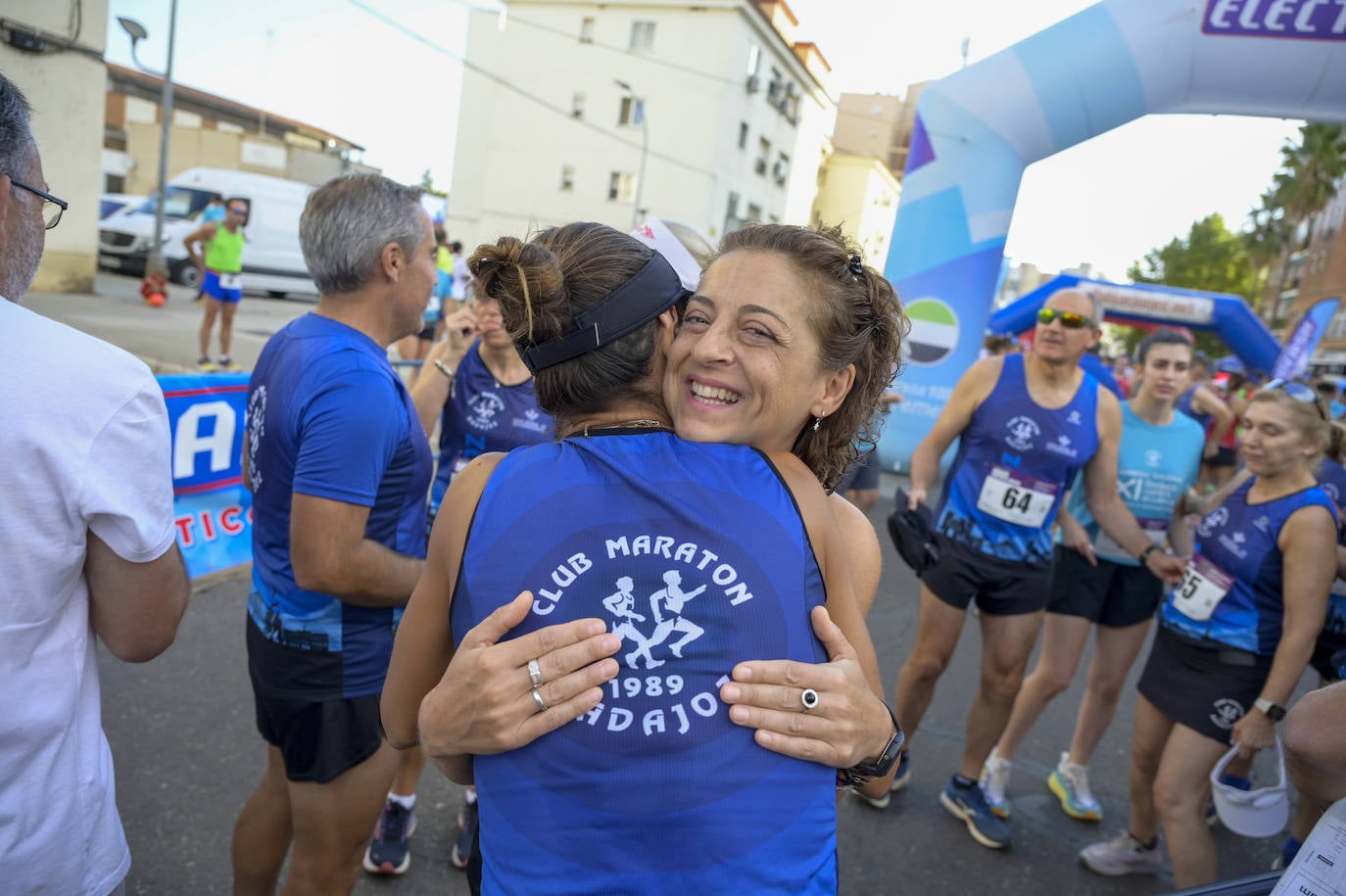 La Carrera Contra el Cáncer de Badajoz, en imágenes (I)