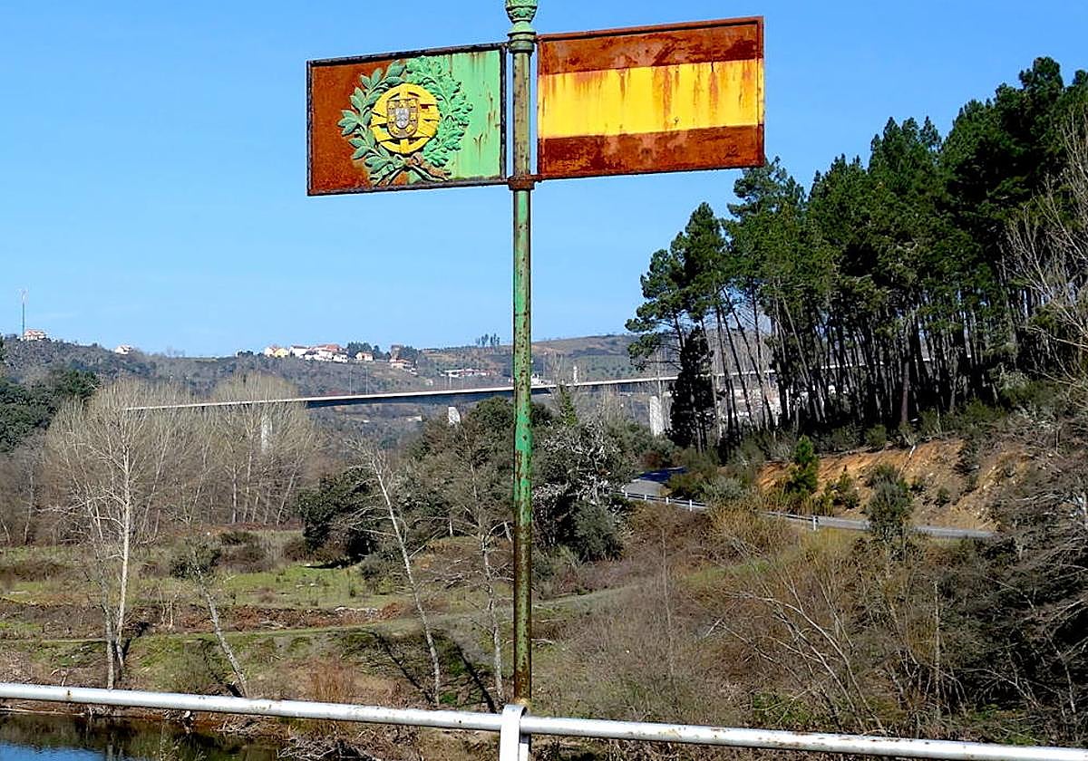 Frontera del río Manzanas, entre Zamora y Bragança.