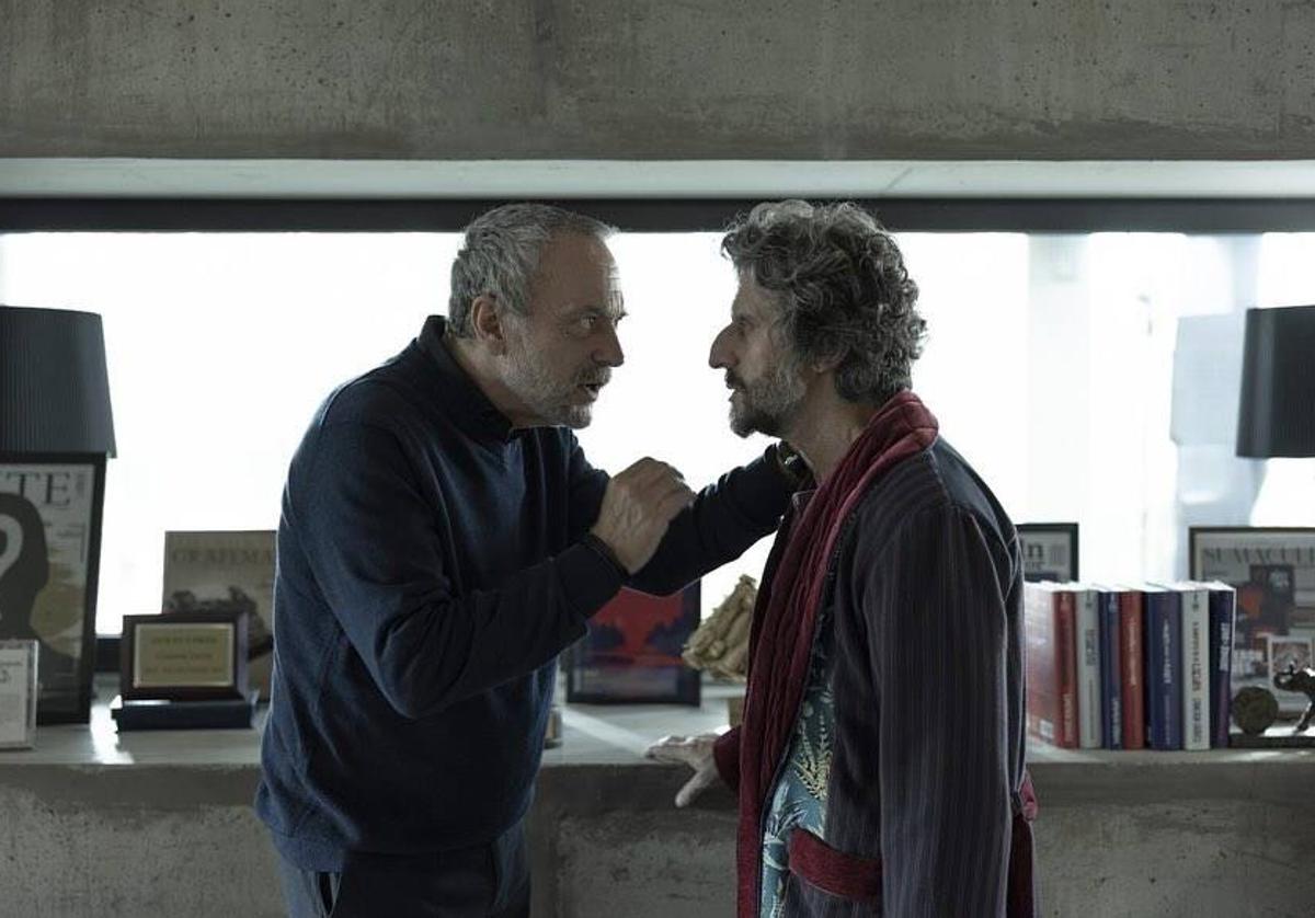 José Coronado y Diego Peretti en un fotograma de la película.