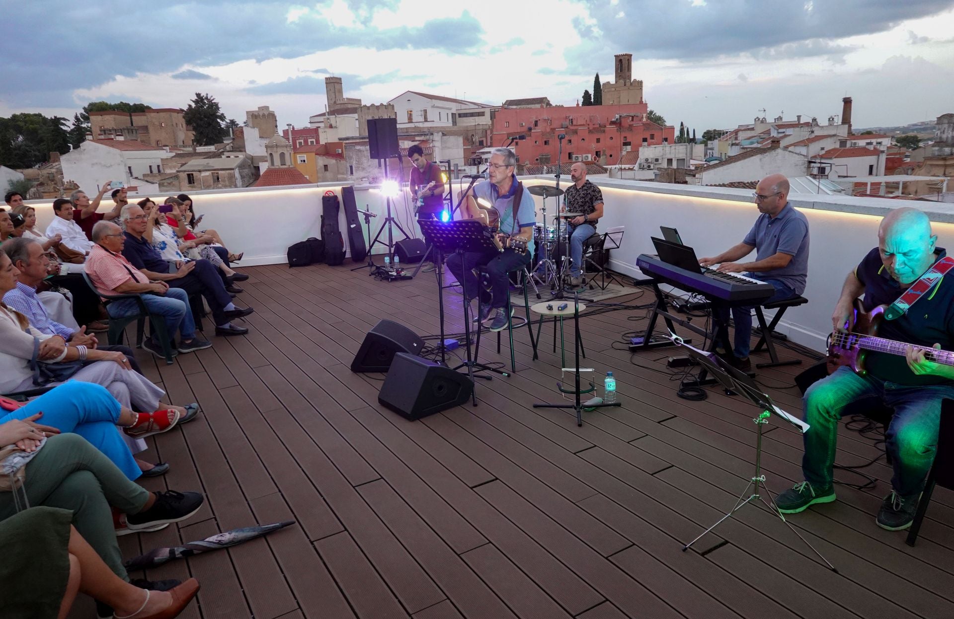 Concierto en la azotea de la Fundación CB, en Montesinos 22.