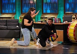 Paula Leitón y Broncano durante la entrevista en La Revuelta.