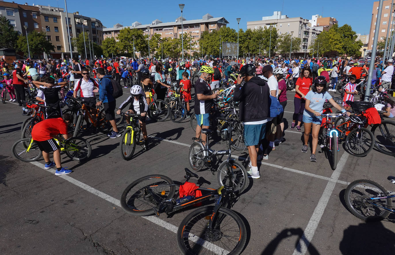 Así ha sido el Día de la Bicicleta en Badajoz, en imágenes