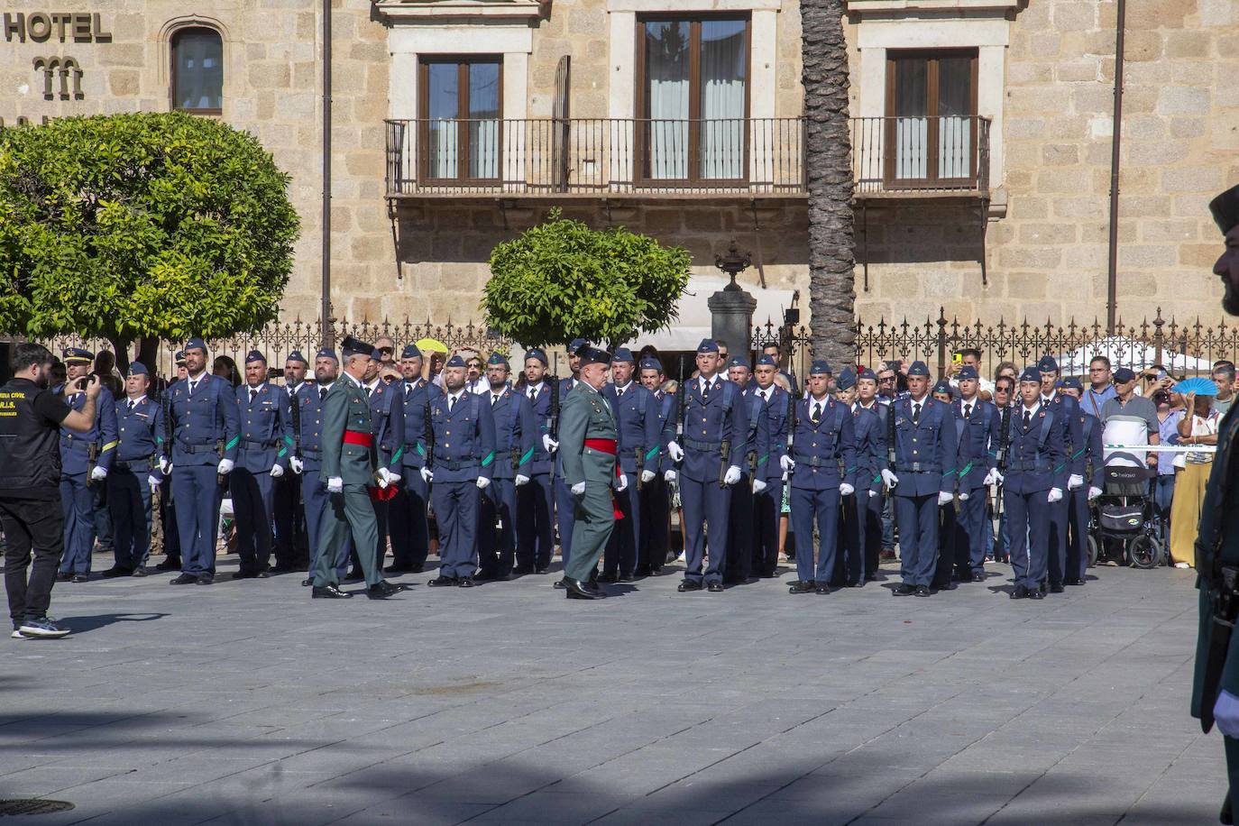 La semana de la Guardia Civil comienza con el izado de la bandera