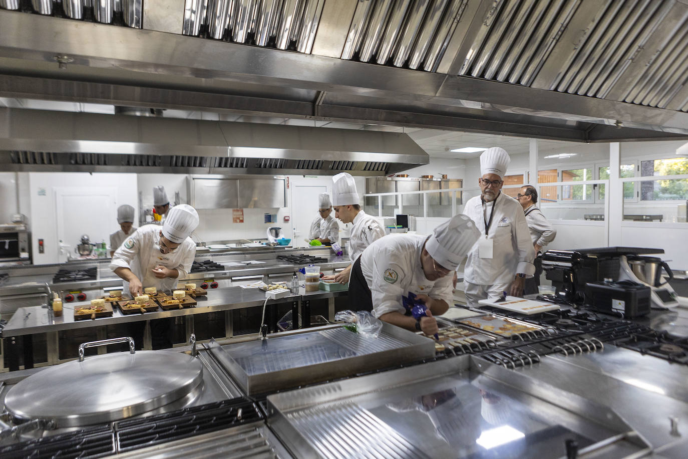 El concurso regional de repostería celebrado en Cáceres, en imágenes