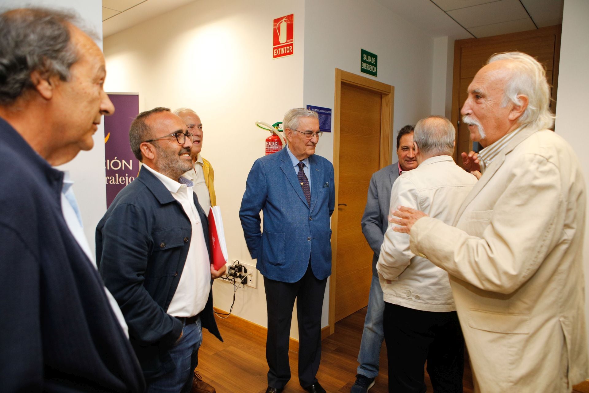 El presidente de la Diputación de Cáceres, Miguel Ángel Morales, ofreció la conferencia inaugural del curso de la asociación Torres de Cáceres.
