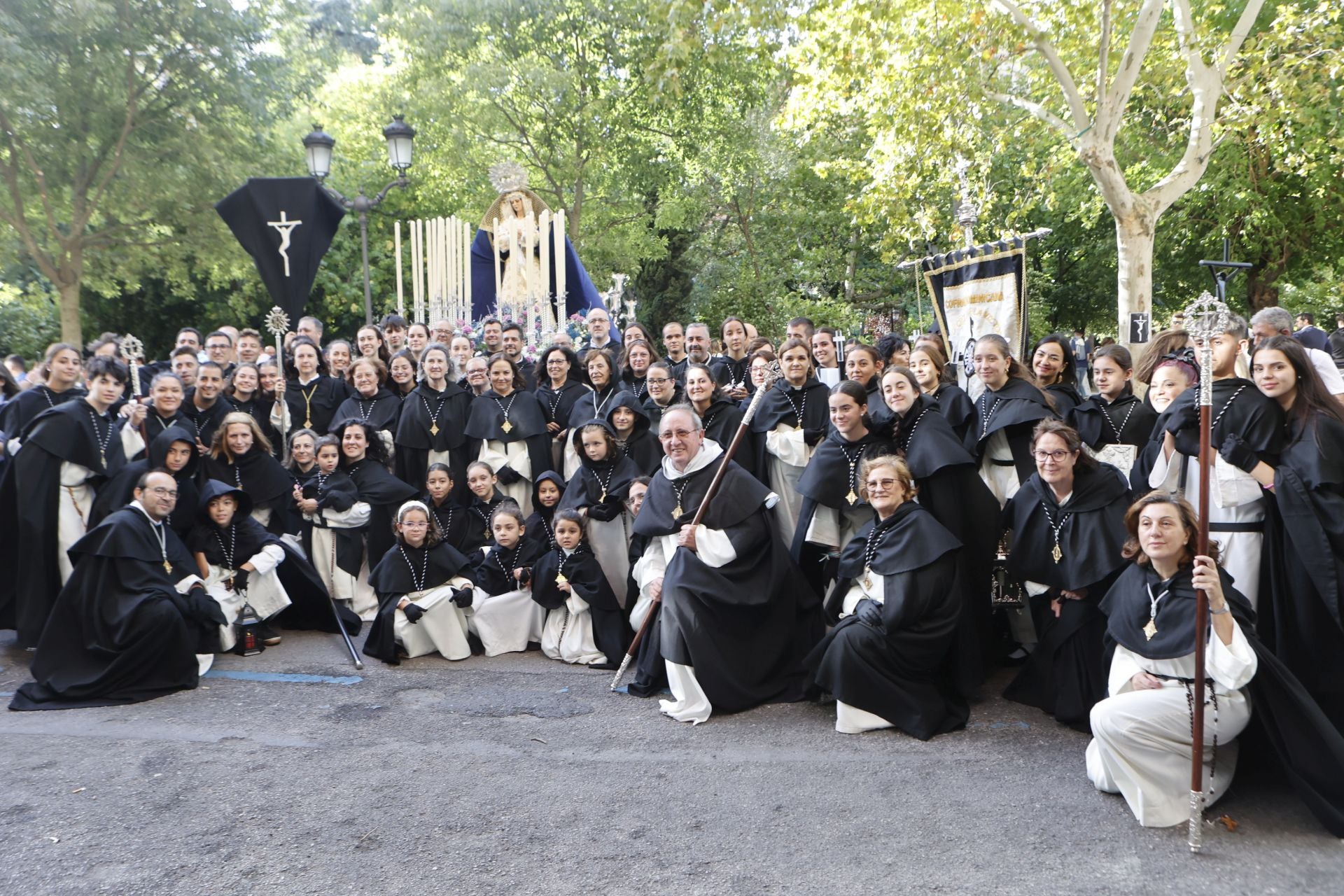 Procesión magna mariana en Cáceres, en imágenes (I)