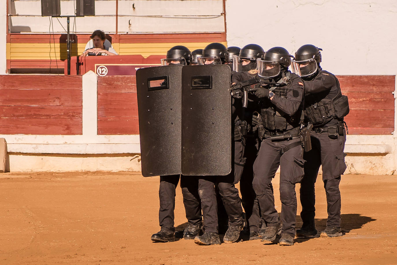 Fotos (II) | Así fue la exhibición de la Guardia Civil en Mérida