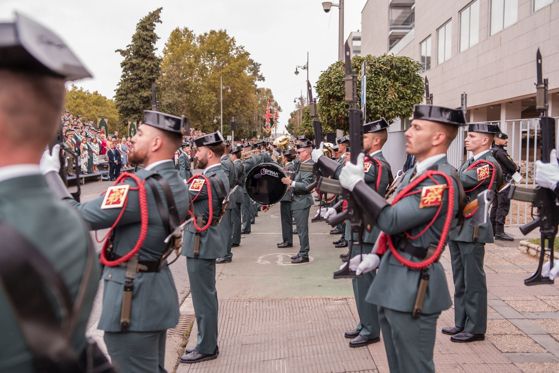 Desfile de la Guardia Civil en Mérida, en imágenes (I)