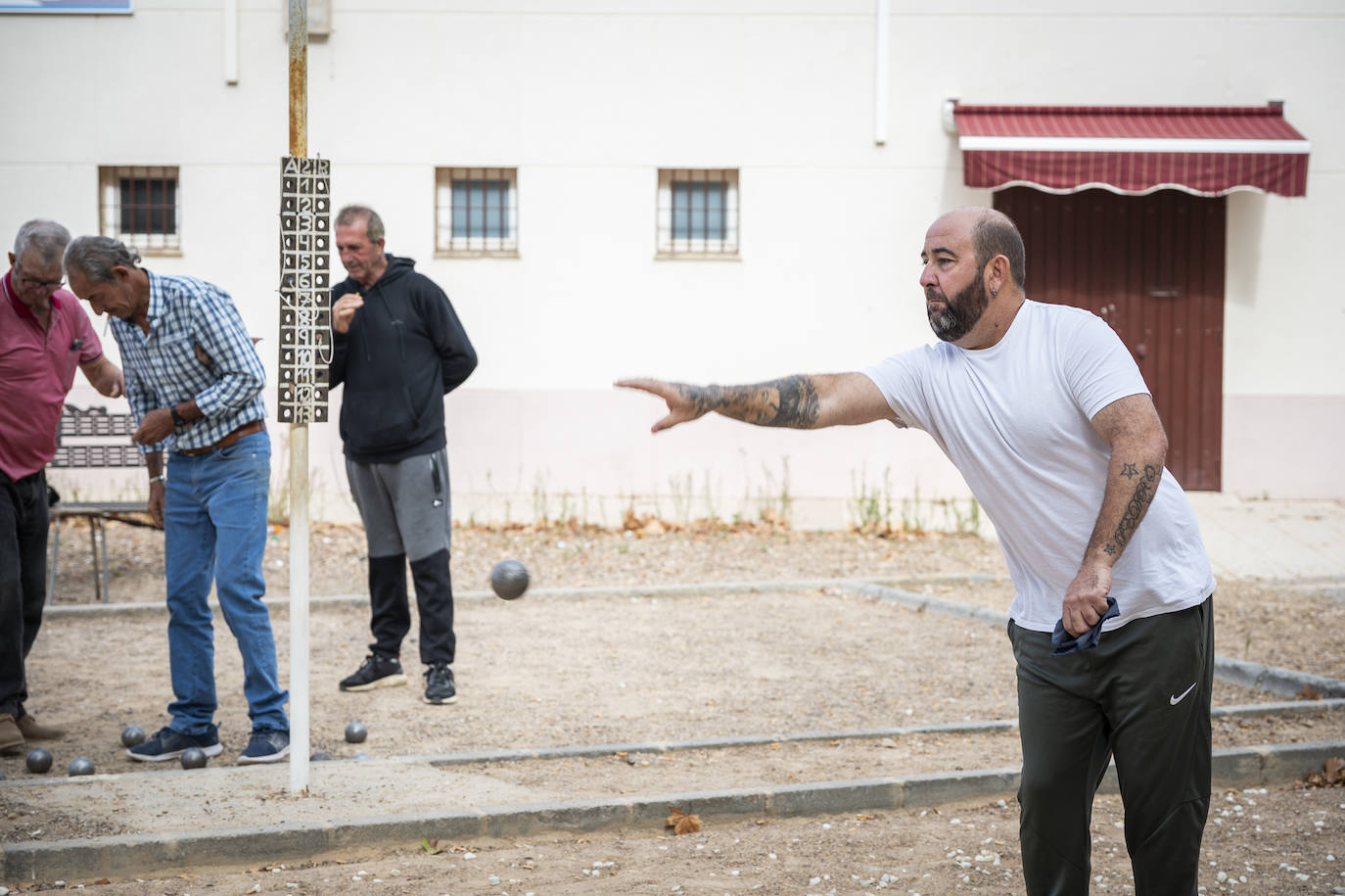 Fotos | Los campeones de petanca de Extremadura, sin sede para entrenar