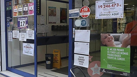 Dos acertantes de La Primitiva de este lunes se llevan más de 368.000 euros