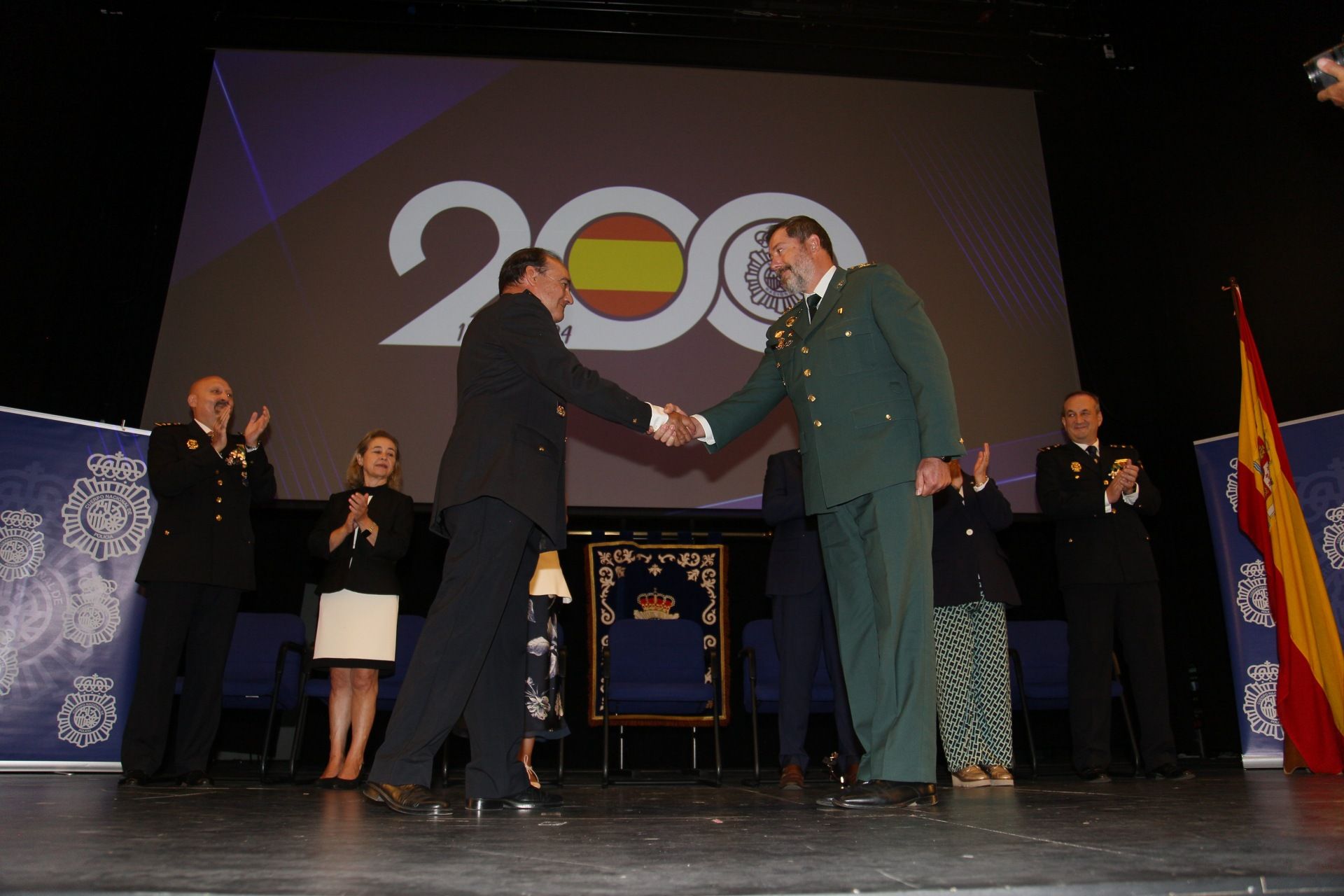 La Policía Nacional celebra en Mérida el día de su patrón