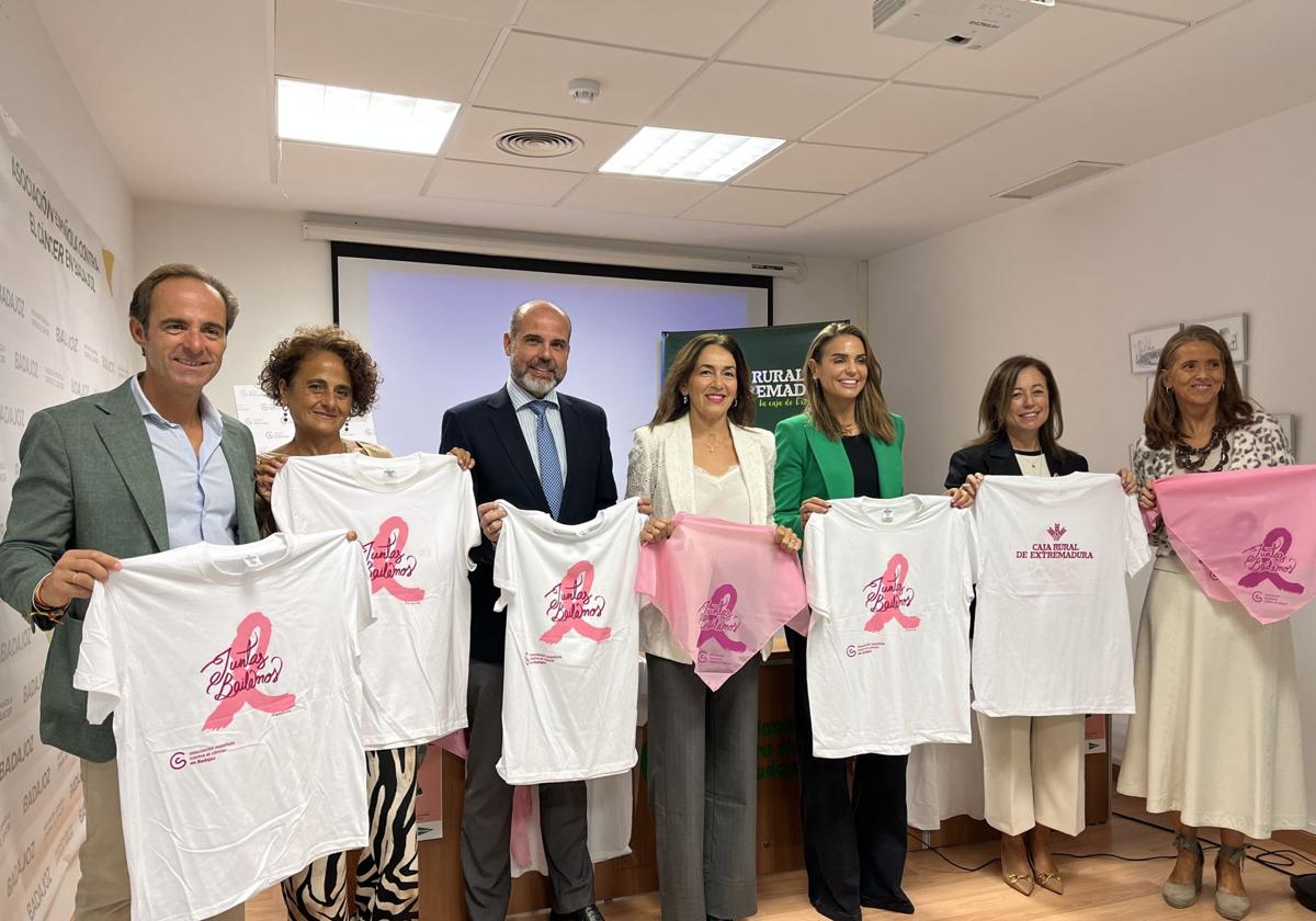 Presentación en Badajoz de la 'masterclass' de zumba que organiza la AECC.