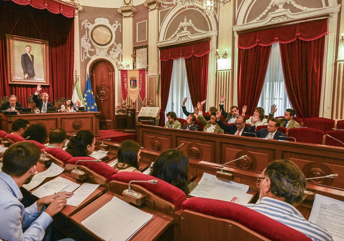 Los concejales reunidos en pleno, en una de las últimas sesiones.