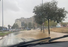 Lluvia en Badajoz que ha anegado varias vías