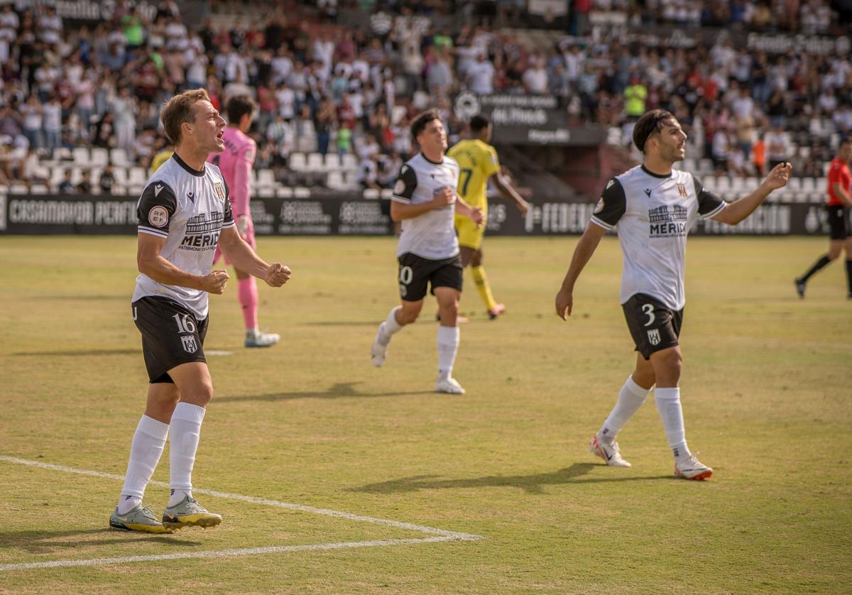 Pablo García celebra el gol del domingo pasado ante el Villarreal B.