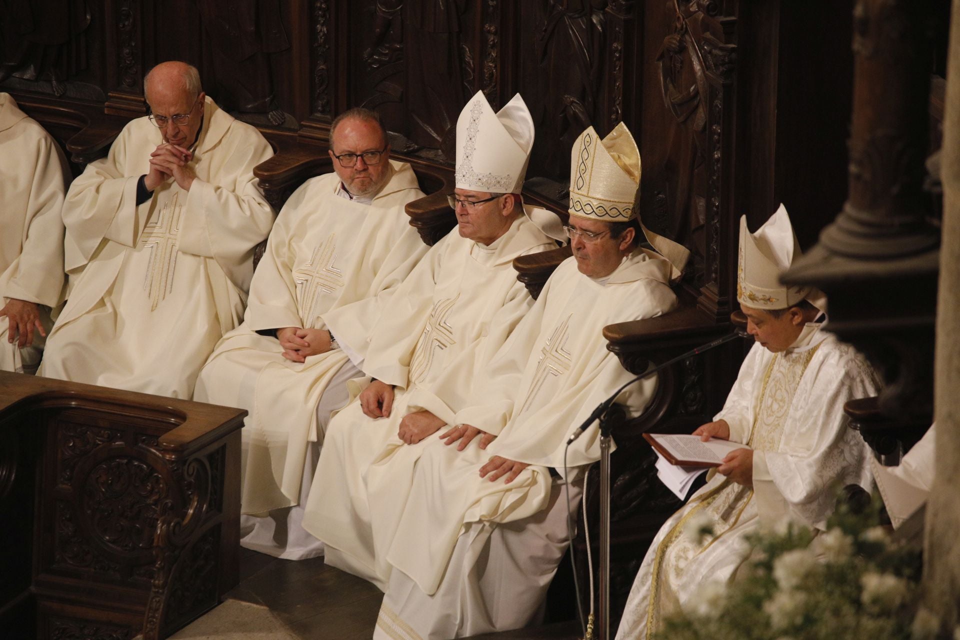 La misa pontifical por el Centenario de la patrona de Cáceres, en imágenes