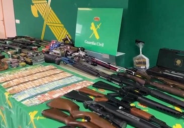 El grupo delictivo con más de 80 armas en Cáceres está acusado de seis delitos