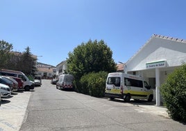 Ambulancias en el centro de salud de Monesterio.