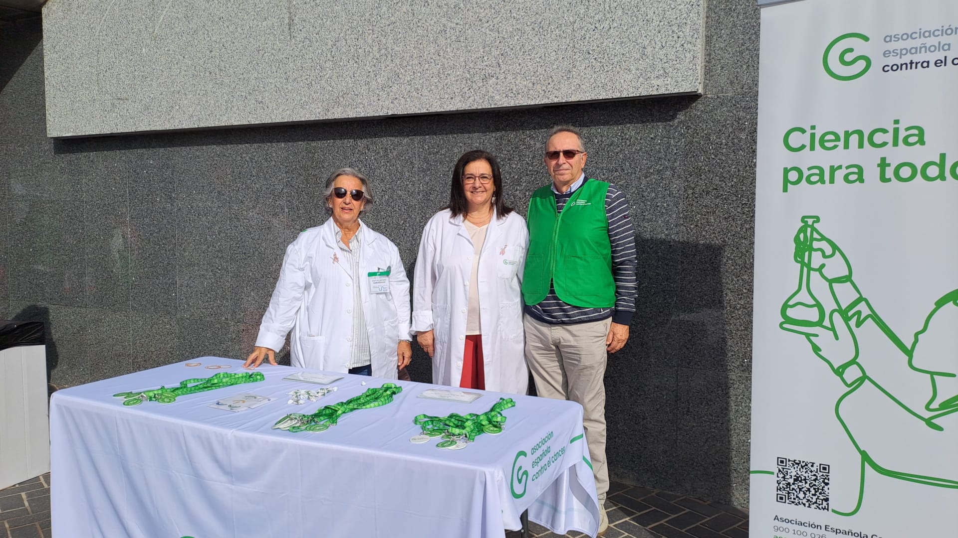 Fotos | Sesión de zumba en Badajoz contra el cáncer de mama