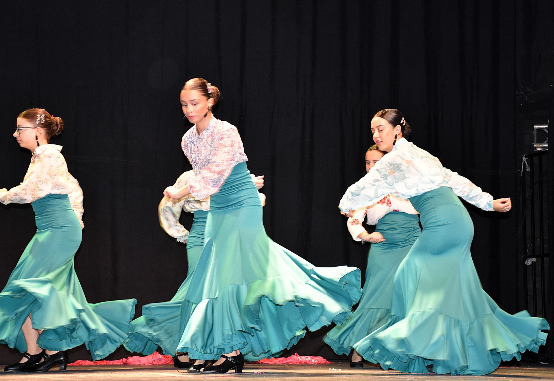 Gala flamenca de Albahaca &#039;Loli Gil&#039;