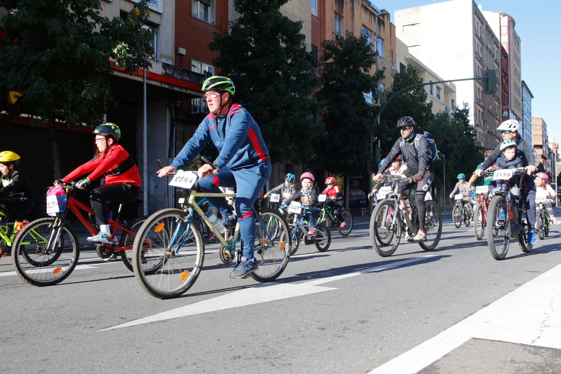 La Fiesta de la Bicicleta de Cáceres, en imágenes (I)