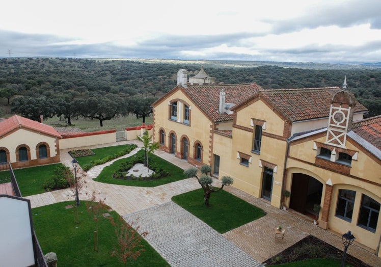 Otras construcciones del complejo donde se ubicarán el restaurante y el spa.