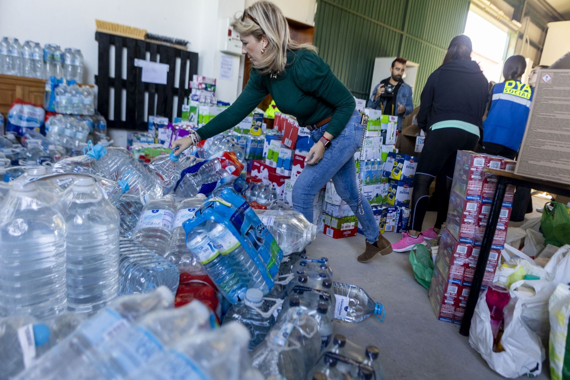 Fotos | Cáceres se moviliza para ayudar a los afectados por la DANA