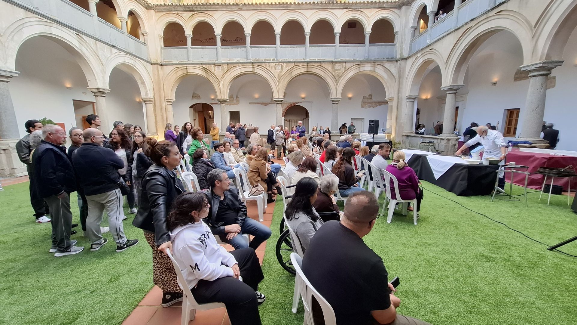 Gran ambiente durante el Mercado de Dulces Conventuales