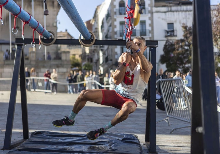 Juancri Sáenz se ha proclamado vencedor de la carrera 'Santuario Race' en la categoría de élite.