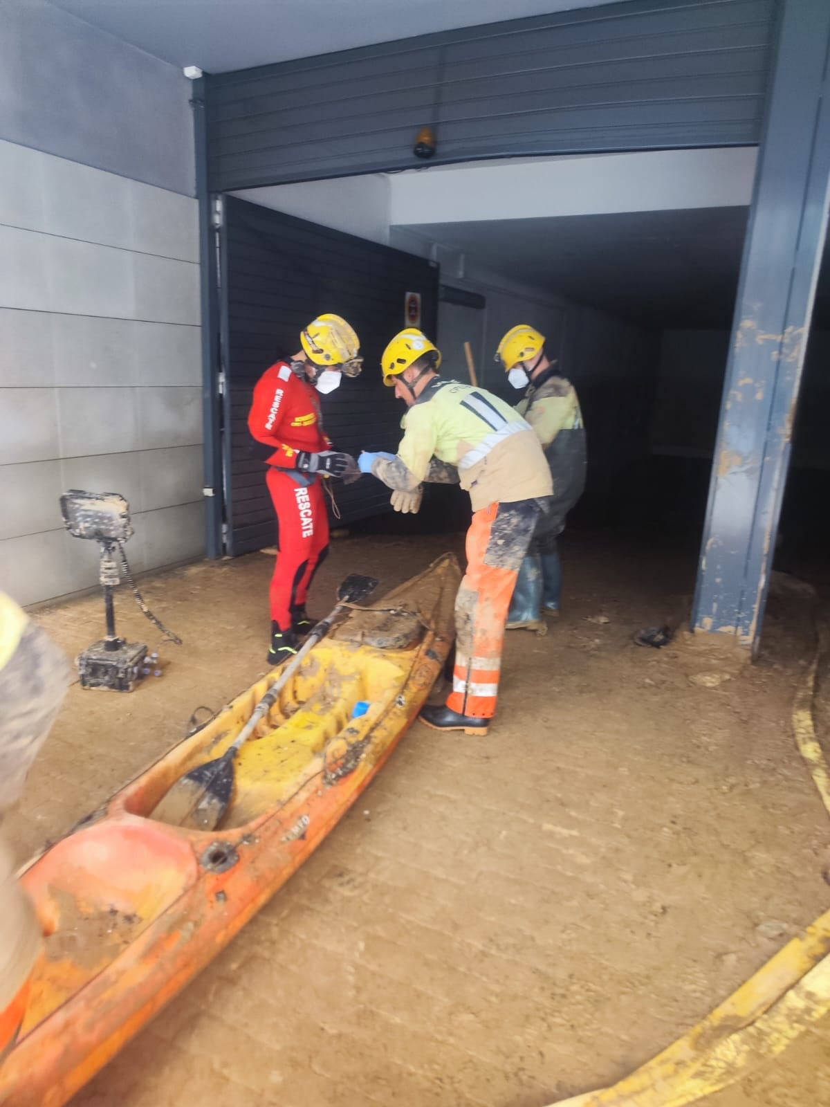 Así trabajan en Valencia los bomberos de la Diputación de Badajoz