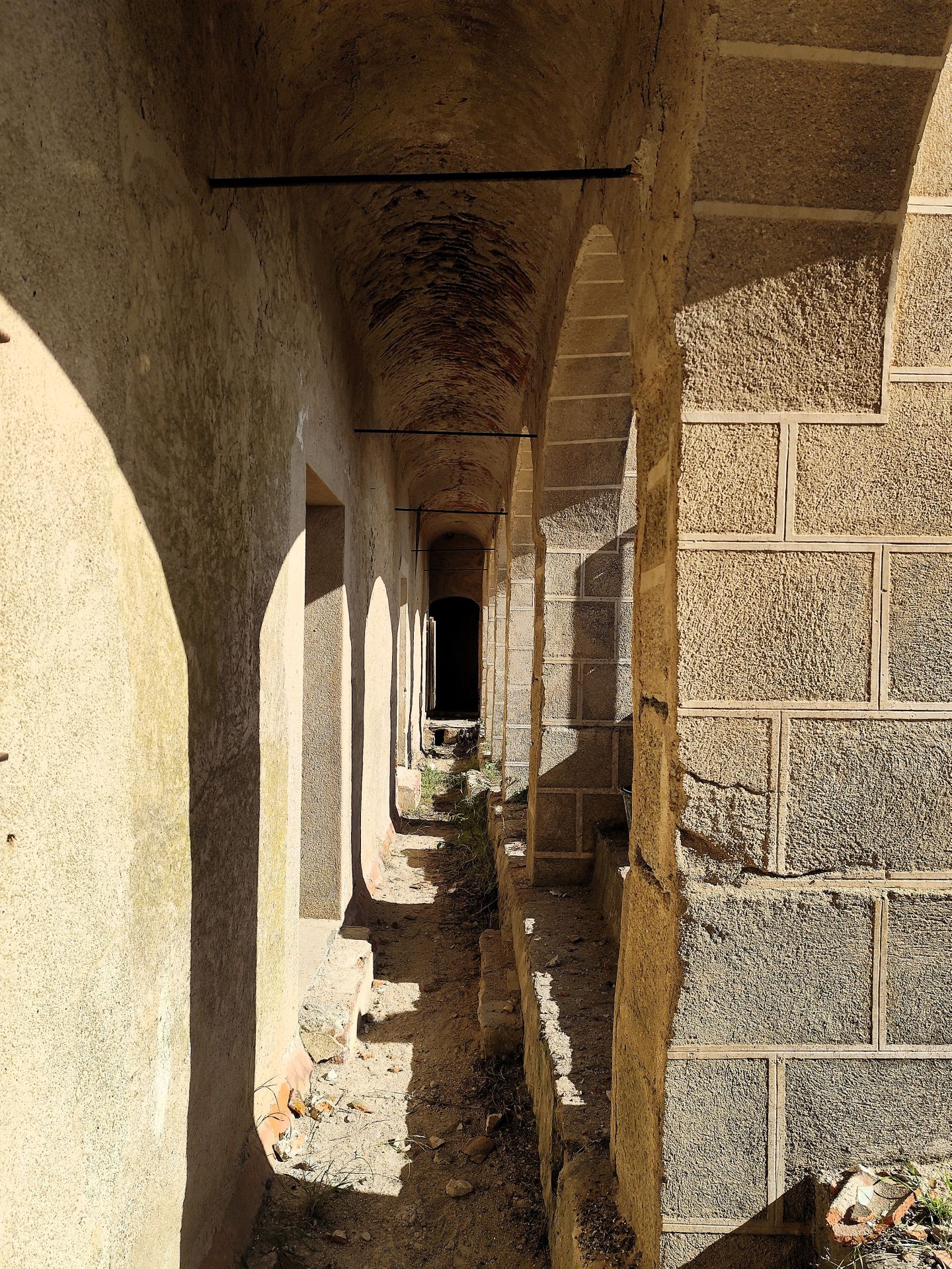 Obras de conversión del Castillo de Azagala en establecimiento hotelero