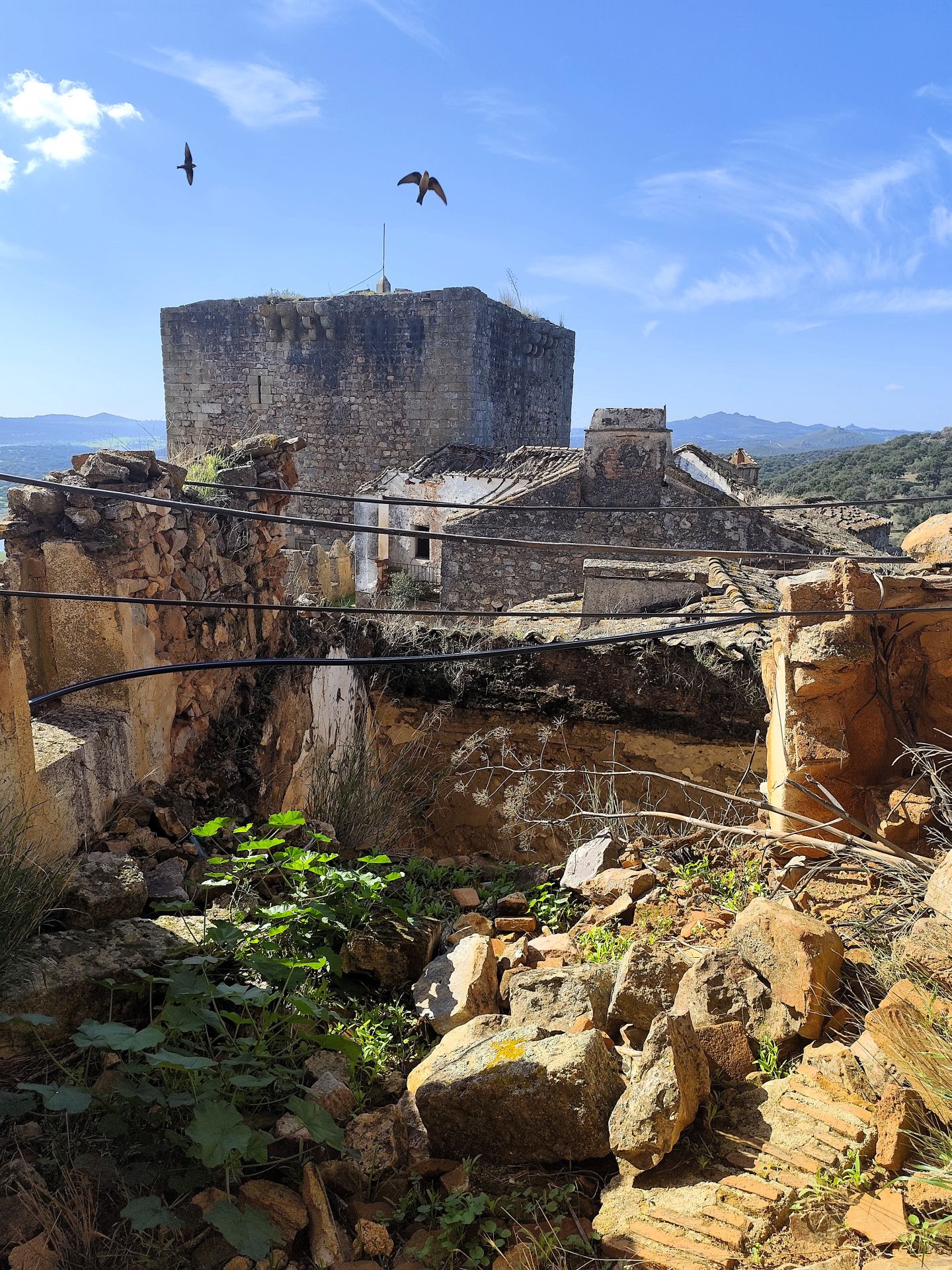 Obras de conversión del Castillo de Azagala en establecimiento hotelero