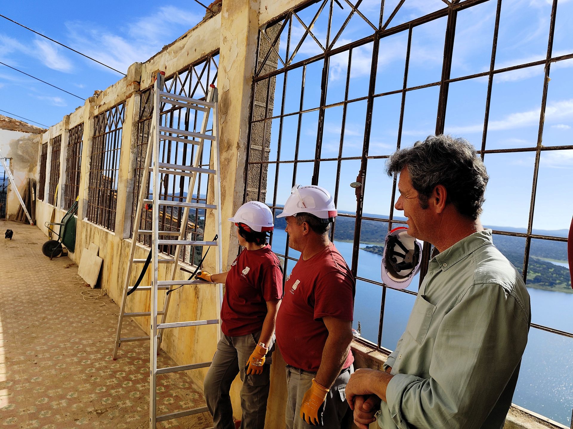 Obras de conversión del Castillo de Azagala en establecimiento hotelero