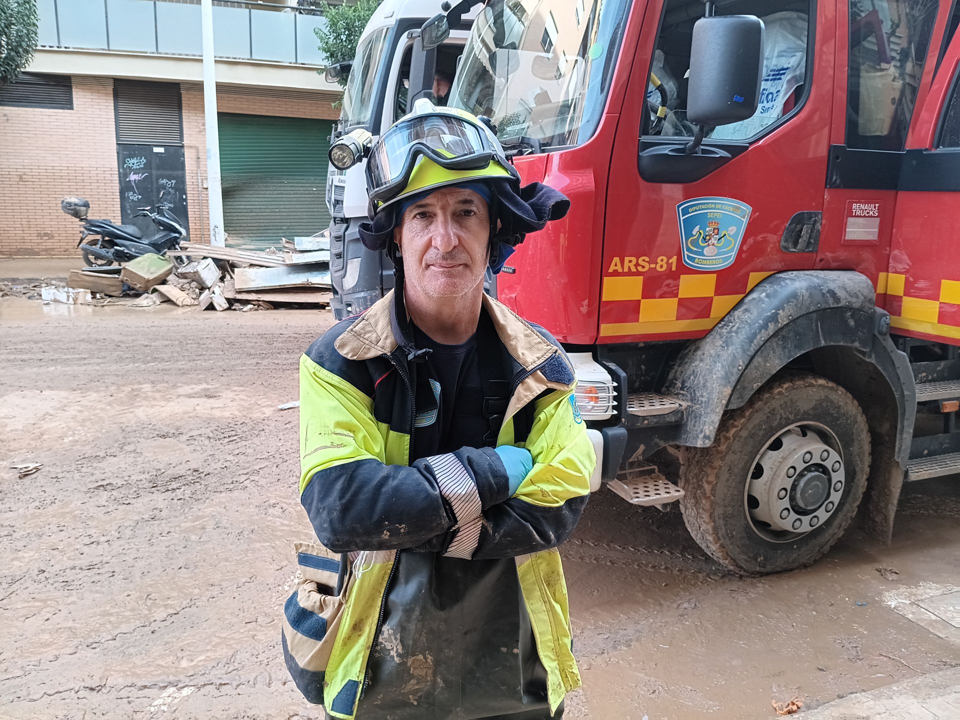 Fernando Albacete Anquela, jefe de parque en Navalmoral de la Mata y estos días en Valencia.