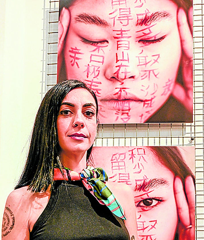 Imagen secundaria 2 - Noviembre se ve en Badajoz a través negativos y con premio