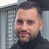 Imagen - «Vi que había que colaborar y me traje una excavadora, pero aquí hago lo que se necesite»