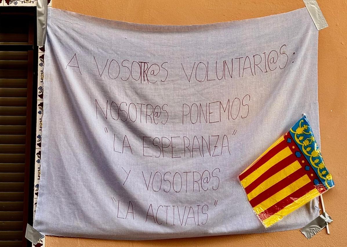 Imagen secundaria 1 - Fotografías compartidas por las frexnenses durante su estancia en Valencia.