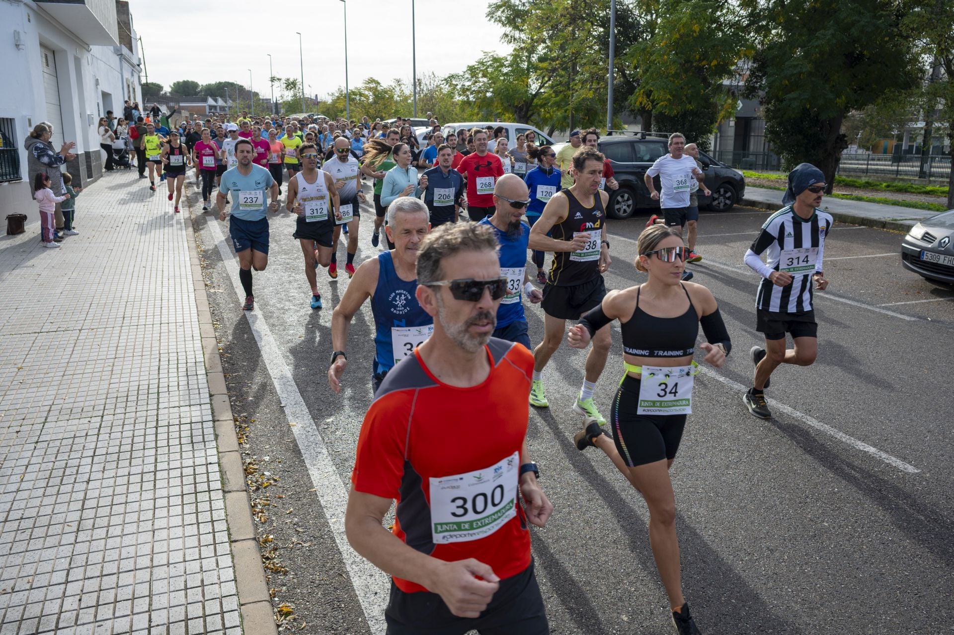 Fotos | La Carrera de la Salud en Badajoz, en imágenes